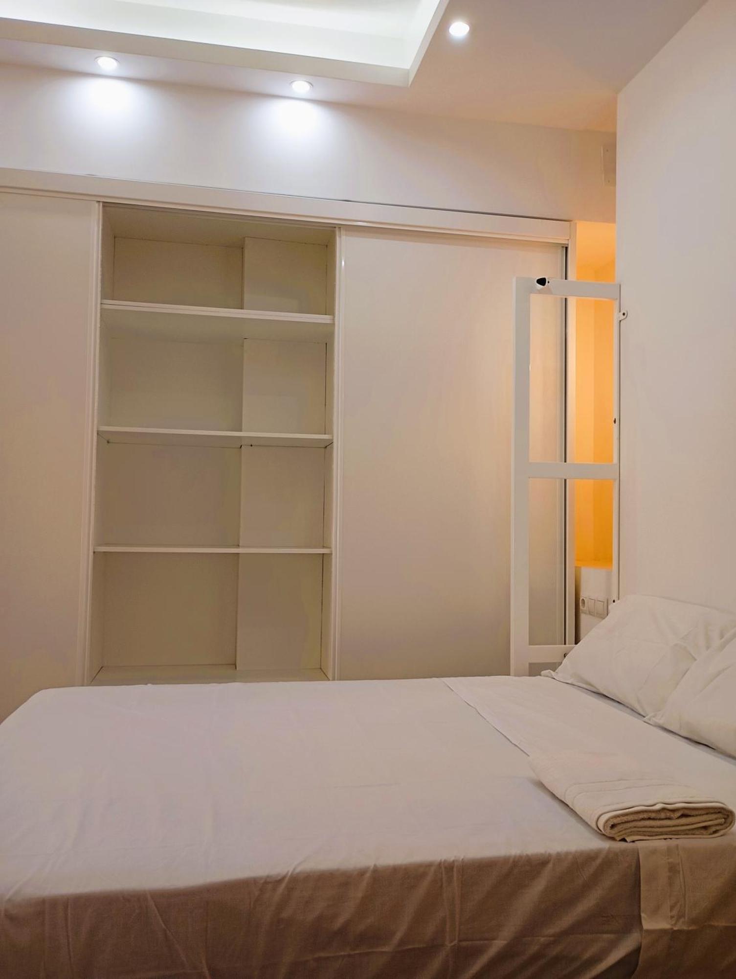 Moderno Apartamento En La Luz マラガ エクステリア 写真